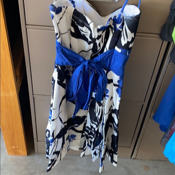 Summer dress - Picture 5 of 6